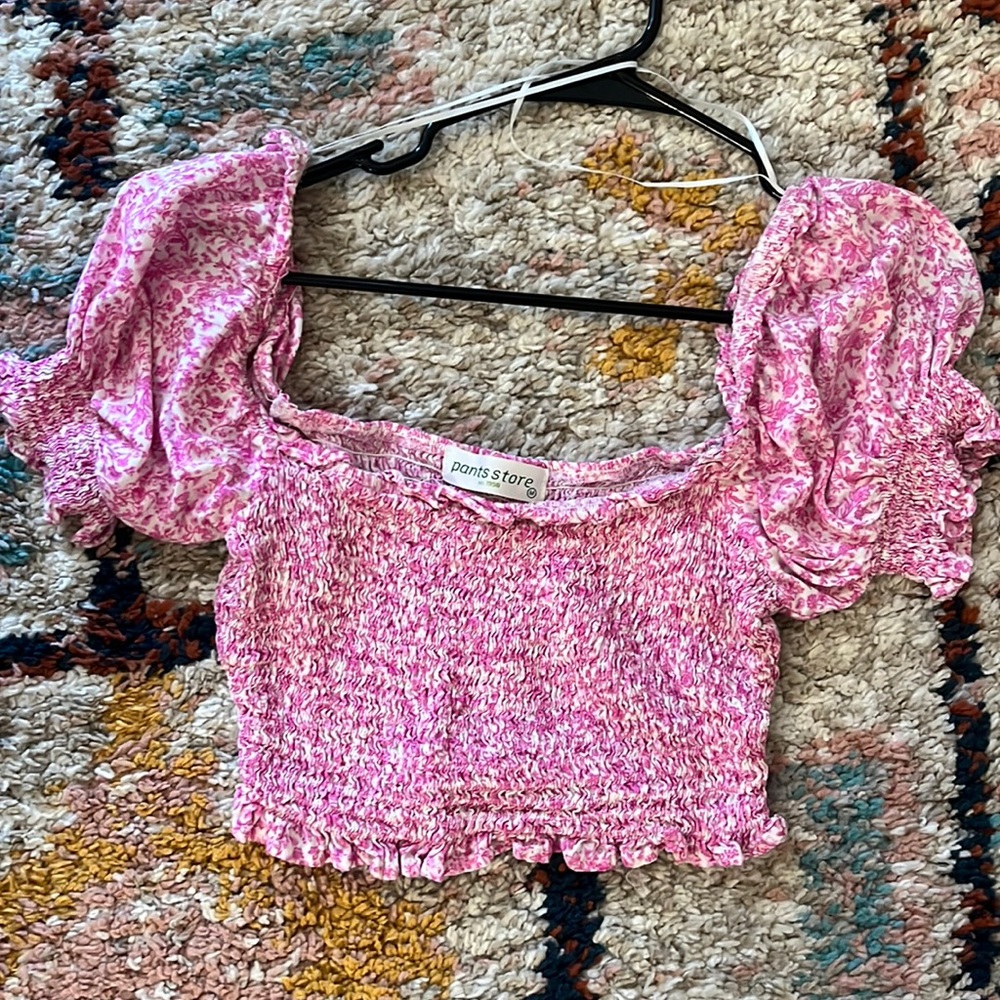 Pants Store Pink floral top